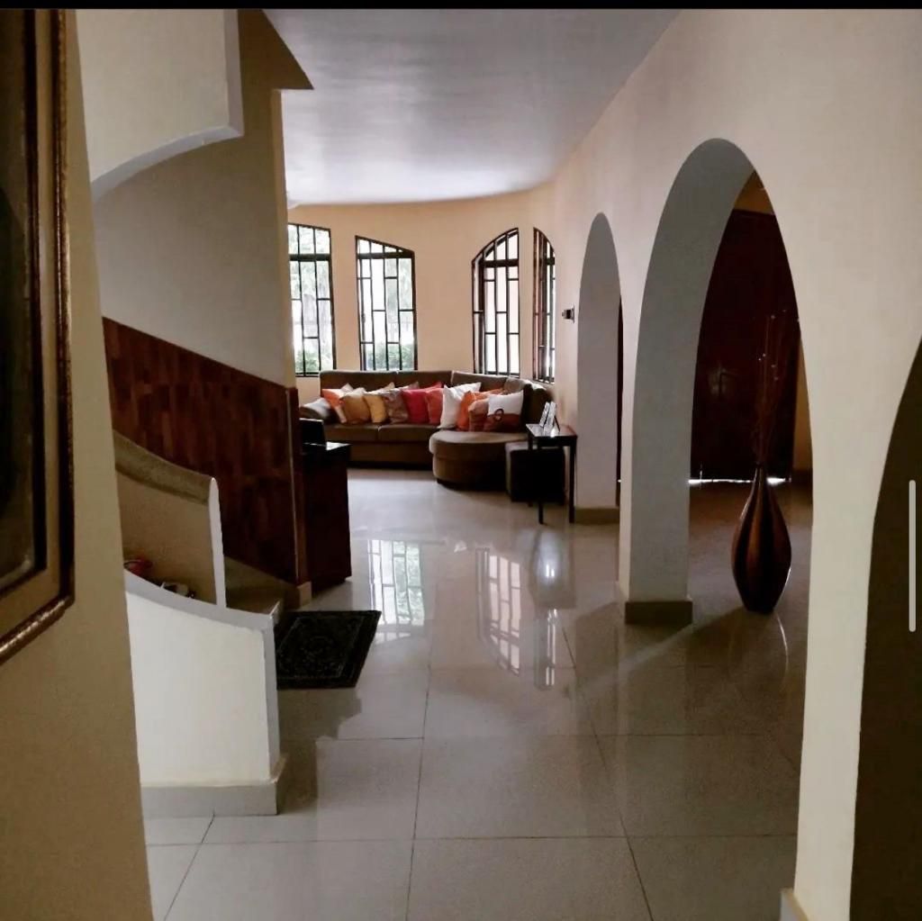 Casa en venta Atlántico Barranquilla Ciudad Jardin 308 m2 Habitaciones 4 Baños 4 Garajes 3 Precio $1200000000