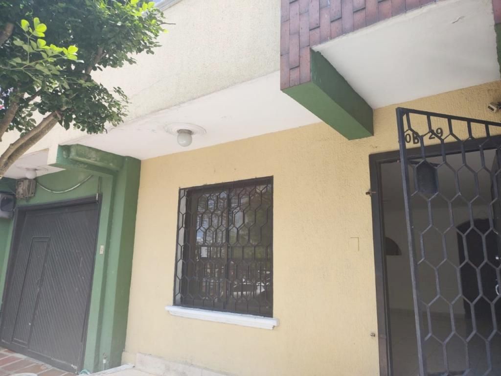 Casa en venta Atlántico Barranquilla Ciudad Jardin 300 m2 Habitaciones 3 Baños 2 Garajes 1 Precio $550000000