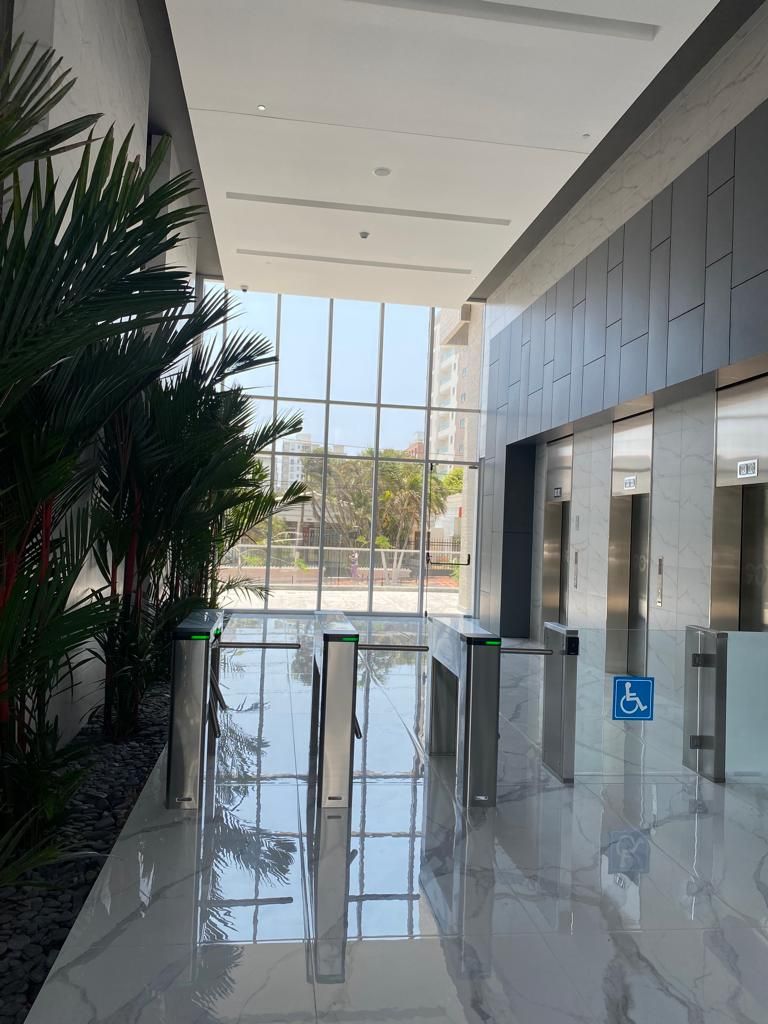 Oficina en venta Atlántico Barranquilla El Poblado 62 m2 Habitaciones 0 Baños 10 Garajes 2 Precio $440000000