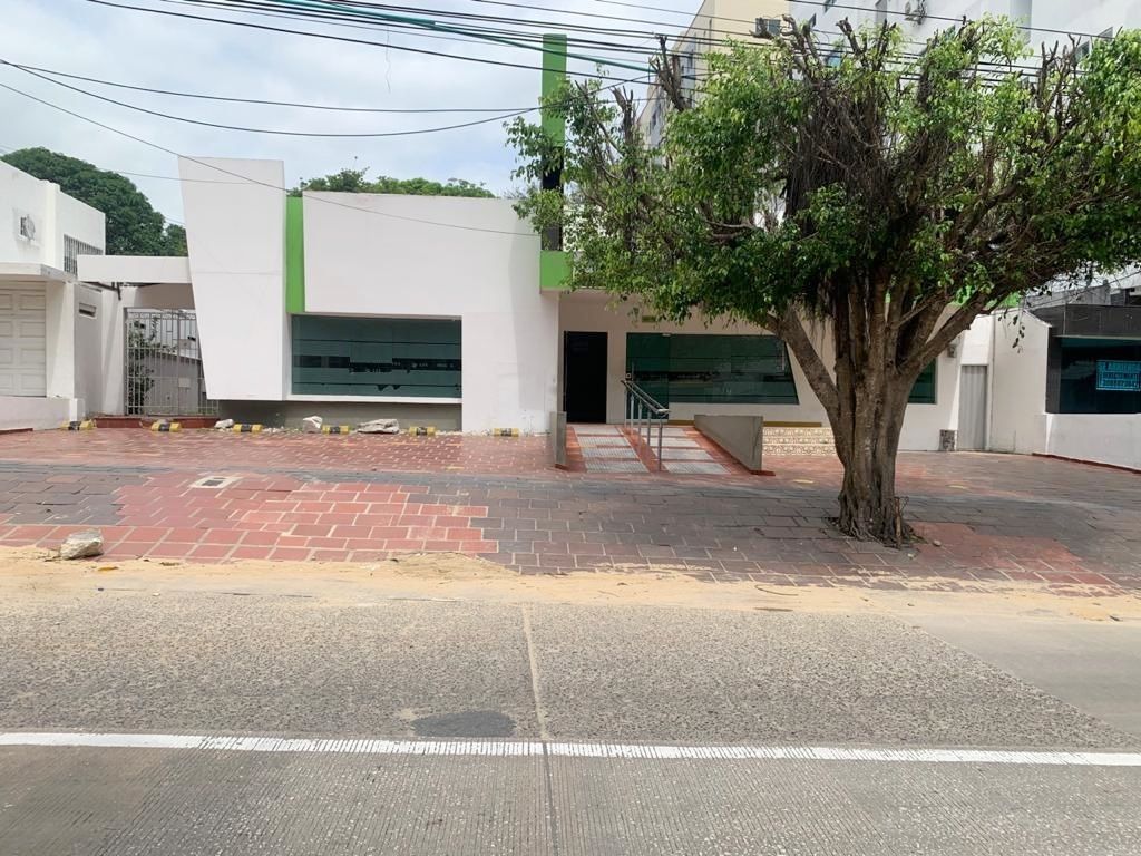 Casa en arriendo Atlántico Barranquilla Ciudad Jardin 420 m2 Habitaciones 9 Baños 6 Garajes 1 Precio $13000000