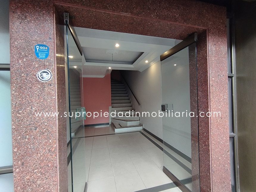 Local en arriendo Cundinamarca Bogotá Alfonso López 205 m2 Habitaciones 0 Baños 2 Garajes 0 Precio $17000000