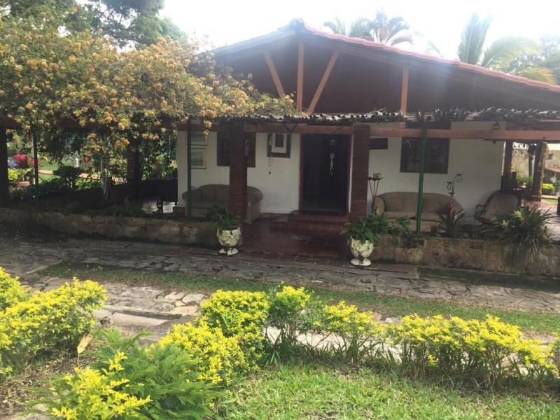 Finca en venta Cundinamarca Fusagasugá Centro 409 m2 Habitaciones 4 Baños 2 Garajes 1 Precio $6054000000