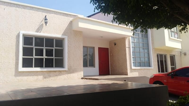 Casa en arriendo Atlántico Barranquilla Santana 350 m2 Habitaciones 3 Baños 4 Garajes 2 Precio $4500000