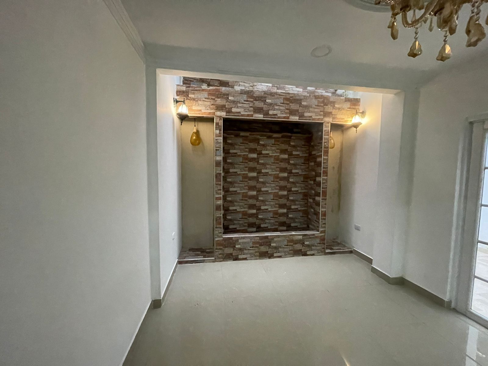 Casa en venta Córdoba Montería La Castellana 180 m2 Habitaciones 5 Baños 4 Garajes 2 Precio $570000000