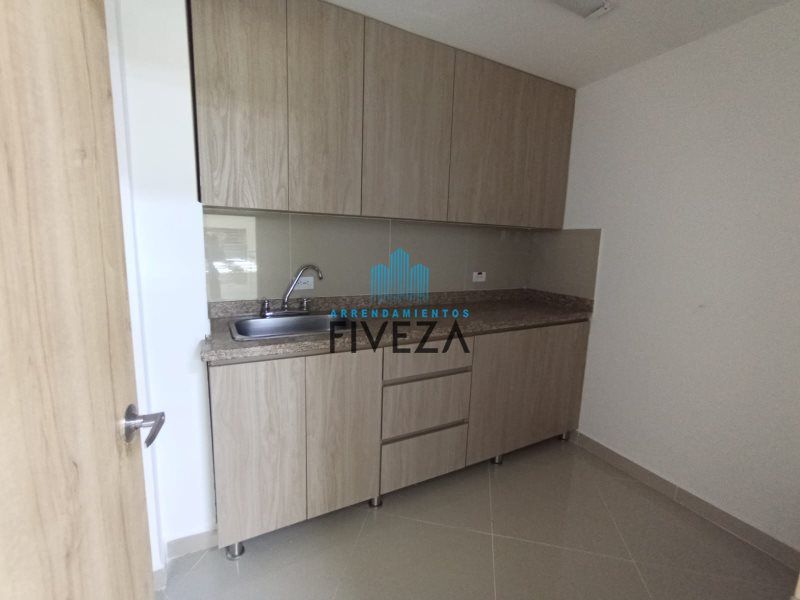 Bodega en arriendo Antioquia Itagüí Los Naranjos 275 m2 Habitaciones 0 Baños 3 Garajes 0 Precio $9180000