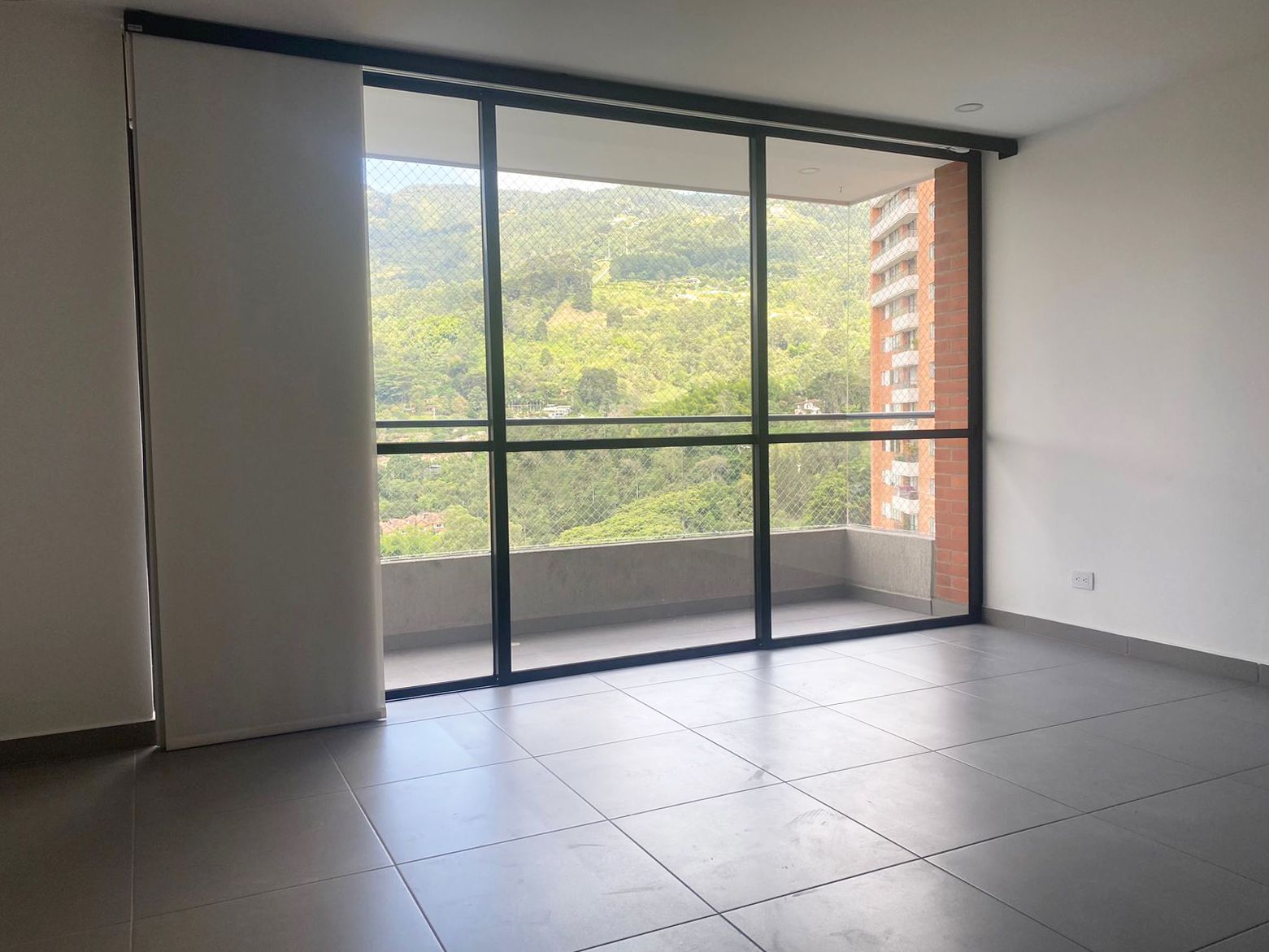 Apartamento en arriendo Antioquia Envigado El Chocho 85 m2 Habitaciones 2 Baños 4 Garajes 3 Precio $4450000