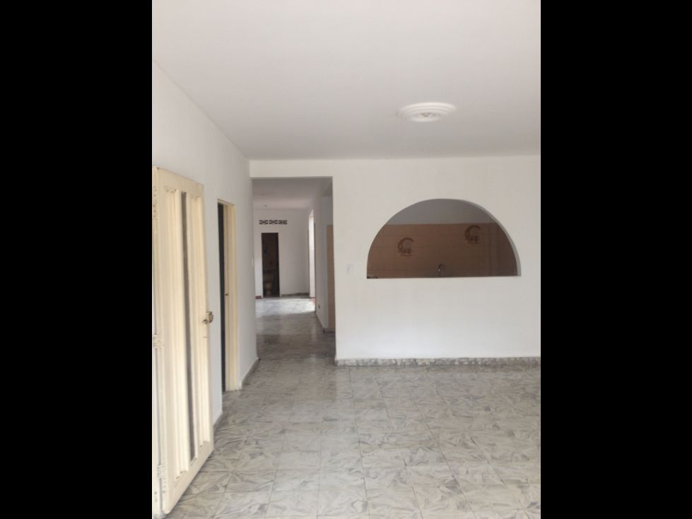 Casa en venta Valle Del Cauca Cali Cali 423 m2 Habitaciones 12 Baños 3 Garajes 1 Precio $385000000