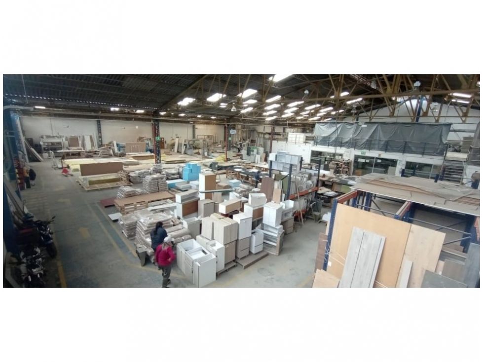 Bodega en arriendo Cundinamarca Bogotá Colón 2000 m2 Habitaciones 0 Baños 6 Garajes 3 Precio $45000000