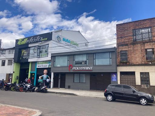 Oficina en venta Cundinamarca Bogotá Santa Sofía 200 m2 Habitaciones 0 Baños 4 Garajes 1 Precio $990000000