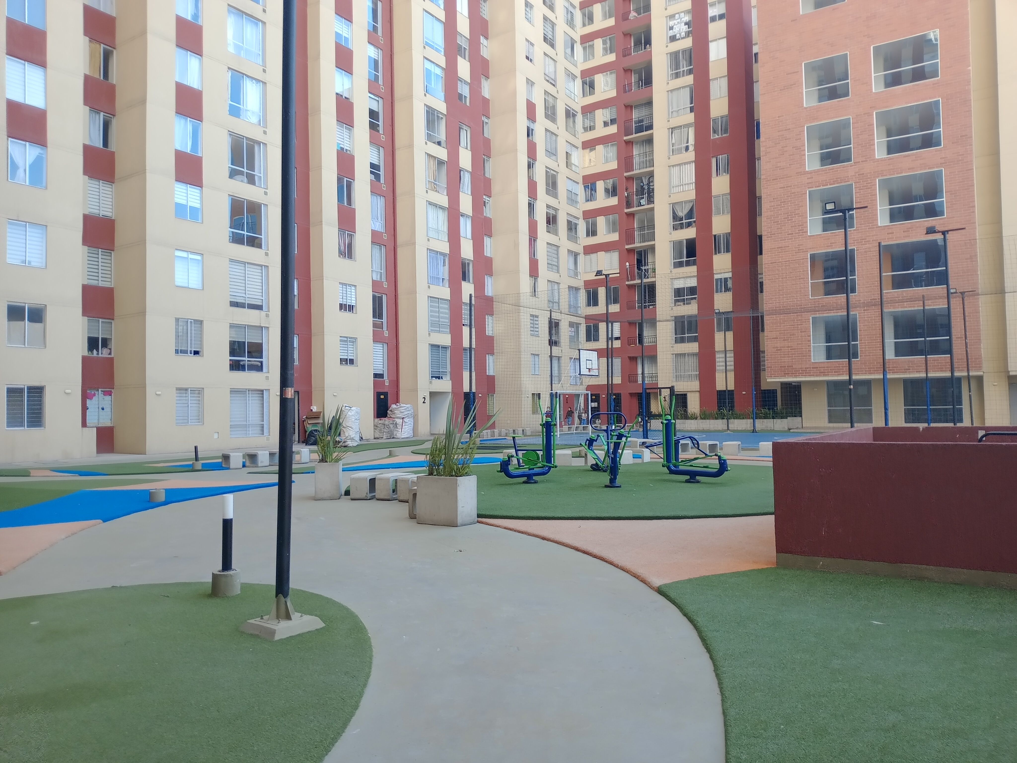 Apartamento en venta Cundinamarca Bogotá Cjr Oporto 38 m2 Habitaciones 2 Baños 1 Garajes 0 Precio $248000000