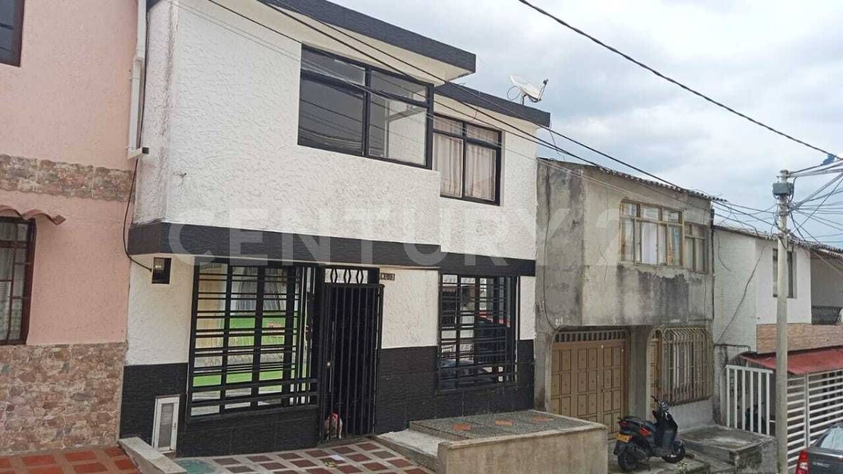 Casa en venta Quindío Armenia Br Libertadores 169 m2 Habitaciones 7 Baños 2 Garajes 1 Precio $320000000