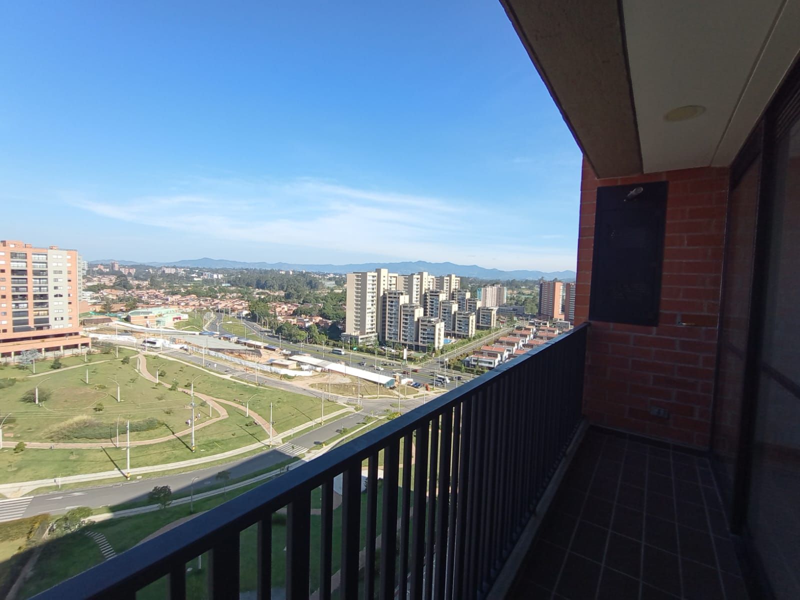 Apartamento en arriendo Antioquia Rionegro El Porvenir 75 m2 Habitaciones 3 Baños 2 Garajes 1 Precio $2700000