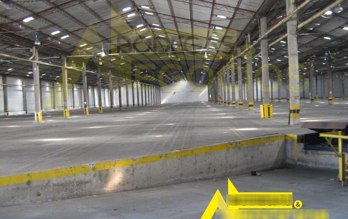 Bodega en venta Antioquia Itagüí Cr Doña Maria Del Sur Et Iii 13704 m2 Habitaciones 0 Baños 13 Garajes 8 Precio $60000000000