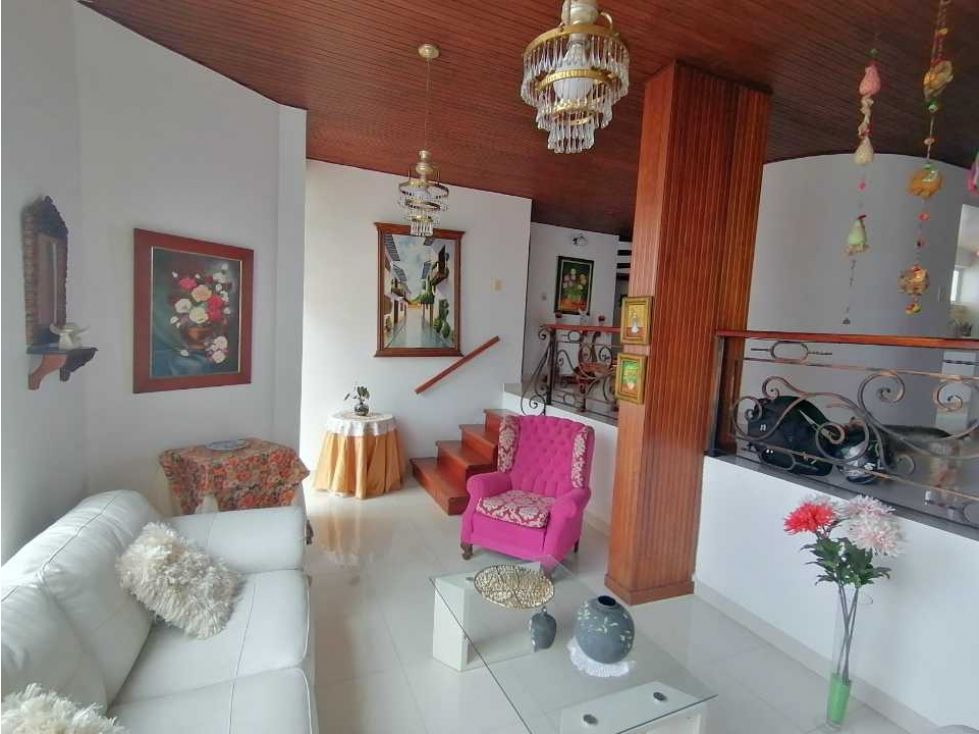 Casa en venta Caldas Manizales Chipre 190 m2 Habitaciones 5 Baños 2 Garajes 2 Precio $780000000