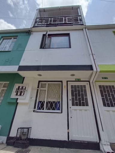 Casa en venta Cundinamarca Bogotá Costa Azul 100 m2 Habitaciones 4 Baños 0 Garajes 1 Precio $300000000