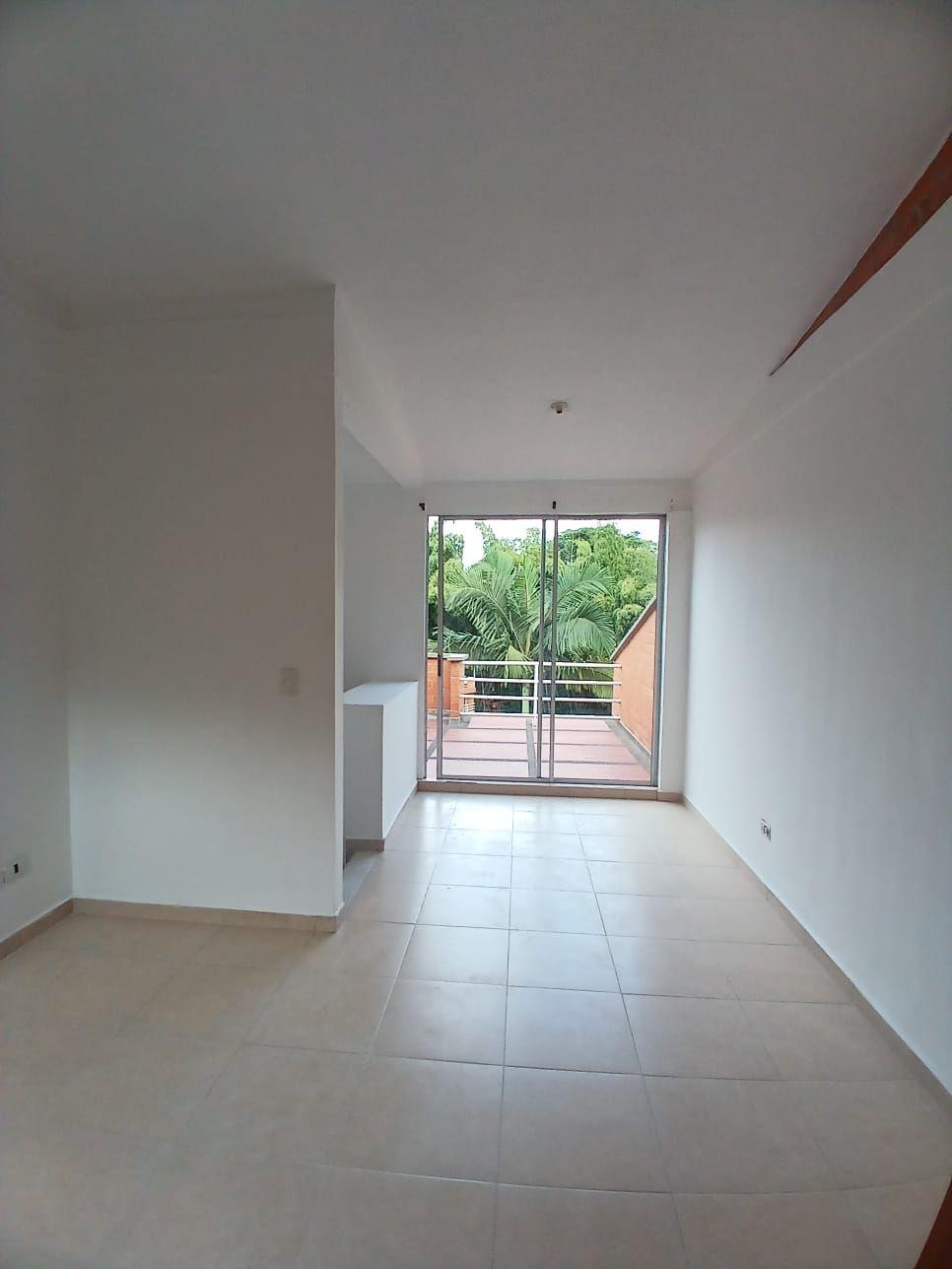 Casa en venta Risaralda Pereira Villa Navarra 84 m2 Habitaciones 4 Baños 6 Garajes 2 Precio $360000000