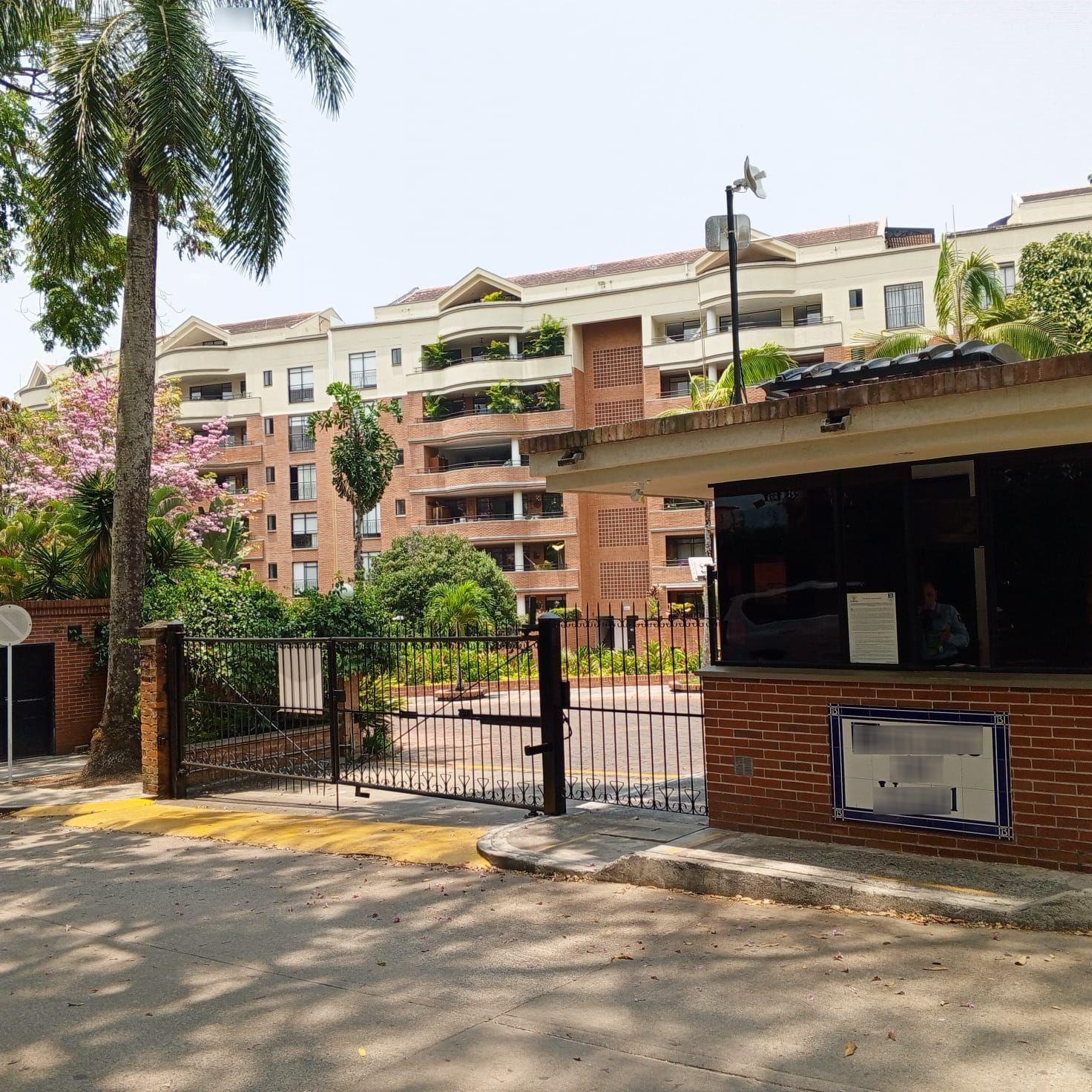 Apartamento en venta Tolima Ibagué El Vergel 300 m2 Habitaciones 4 Baños 8 Garajes 3 Precio $1200000000