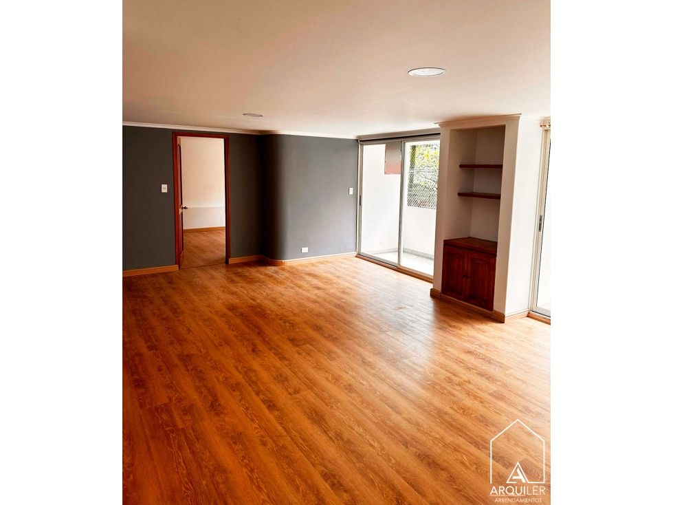 Apartamento en arriendo Antioquia Medellín Bolivariana 110 m2 Habitaciones 3 Baños 2 Garajes 0 Precio $4000000