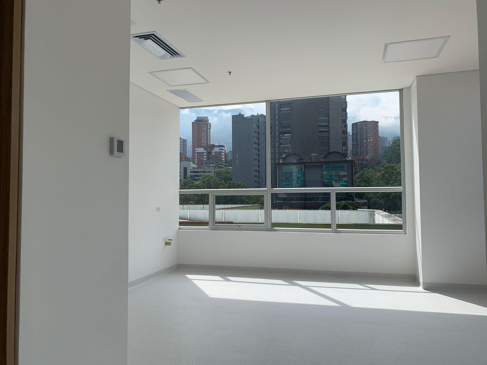 Consultorio en arriendo Antioquia Medellín Alejandria 94 m2 Habitaciones 0 Baños 2 Garajes 1 Precio $13500000