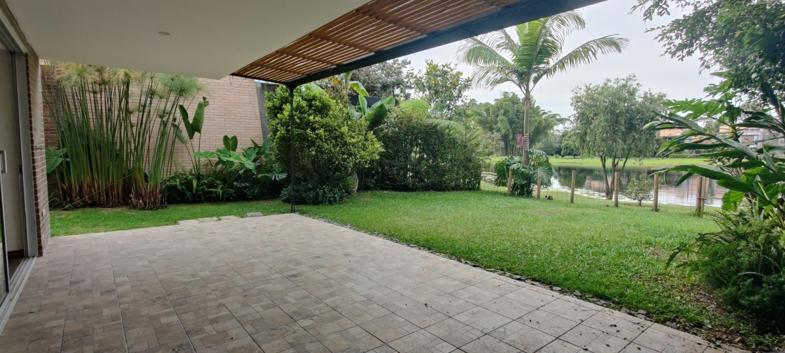 Casa en arriendo Antioquia Rionegro Cn Lago Grande 417 m2 Habitaciones 3 Baños 8 Garajes 3 Precio $12000000