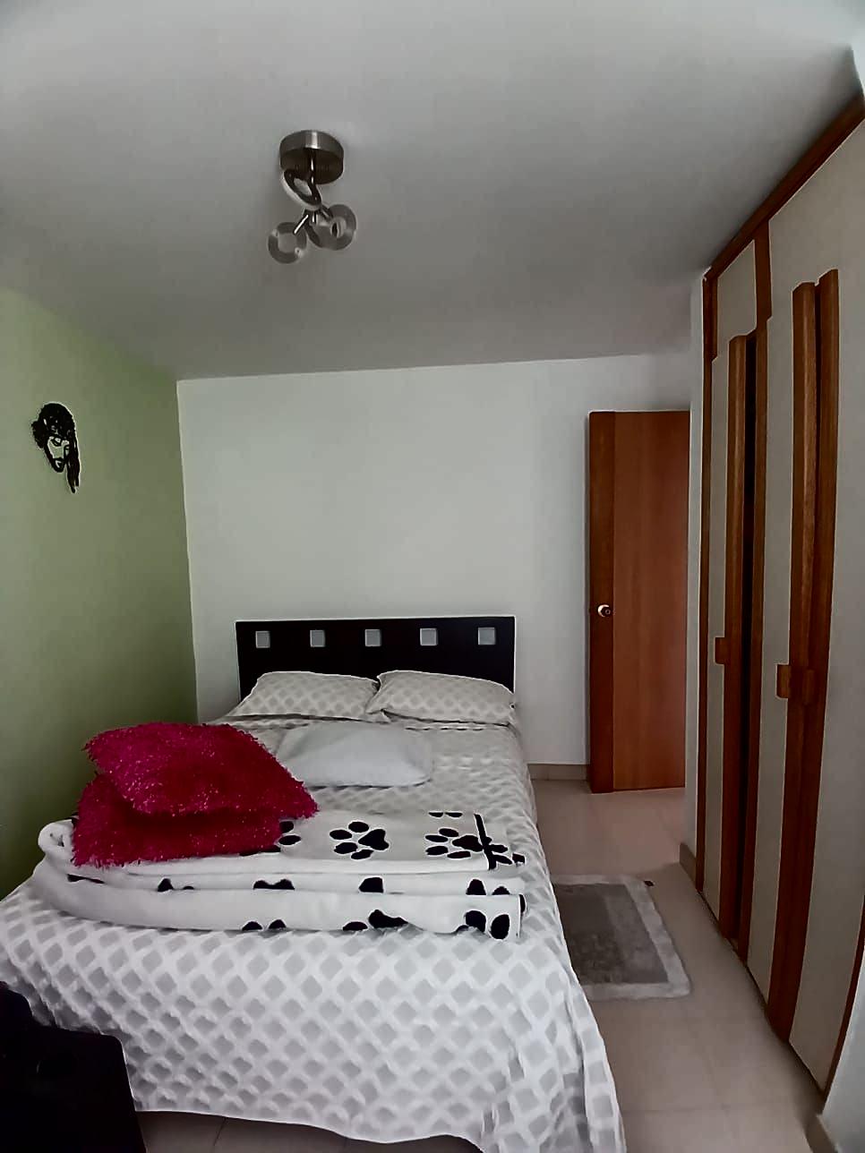 Apartamento en venta Risaralda Pereira El Rosal 92 m2 Habitaciones 3 Baños 2 Garajes 2 Precio $260000000