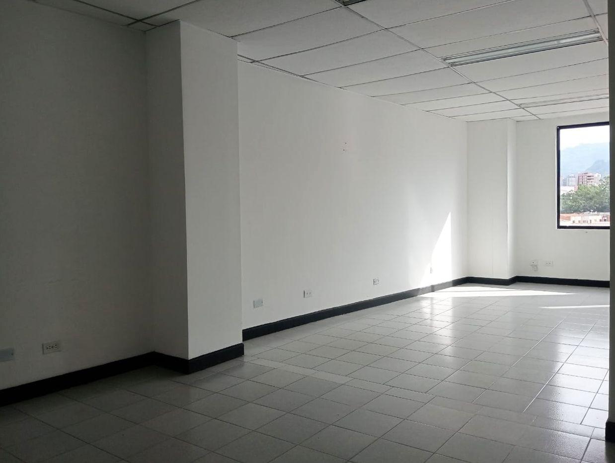 Oficina en arriendo Antioquia Medellín Lorena 39 m2 Habitaciones 0 Baños 0 Garajes 2 Precio $2200000