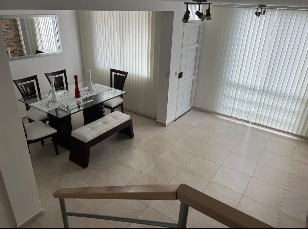 Casa en arriendo o venta Risaralda Pereira Portal De San Joaquin I 121 m2 Habitaciones 4 Baños 4 Garajes 2 Precio venta $470000000 Precio arriendo $2100000