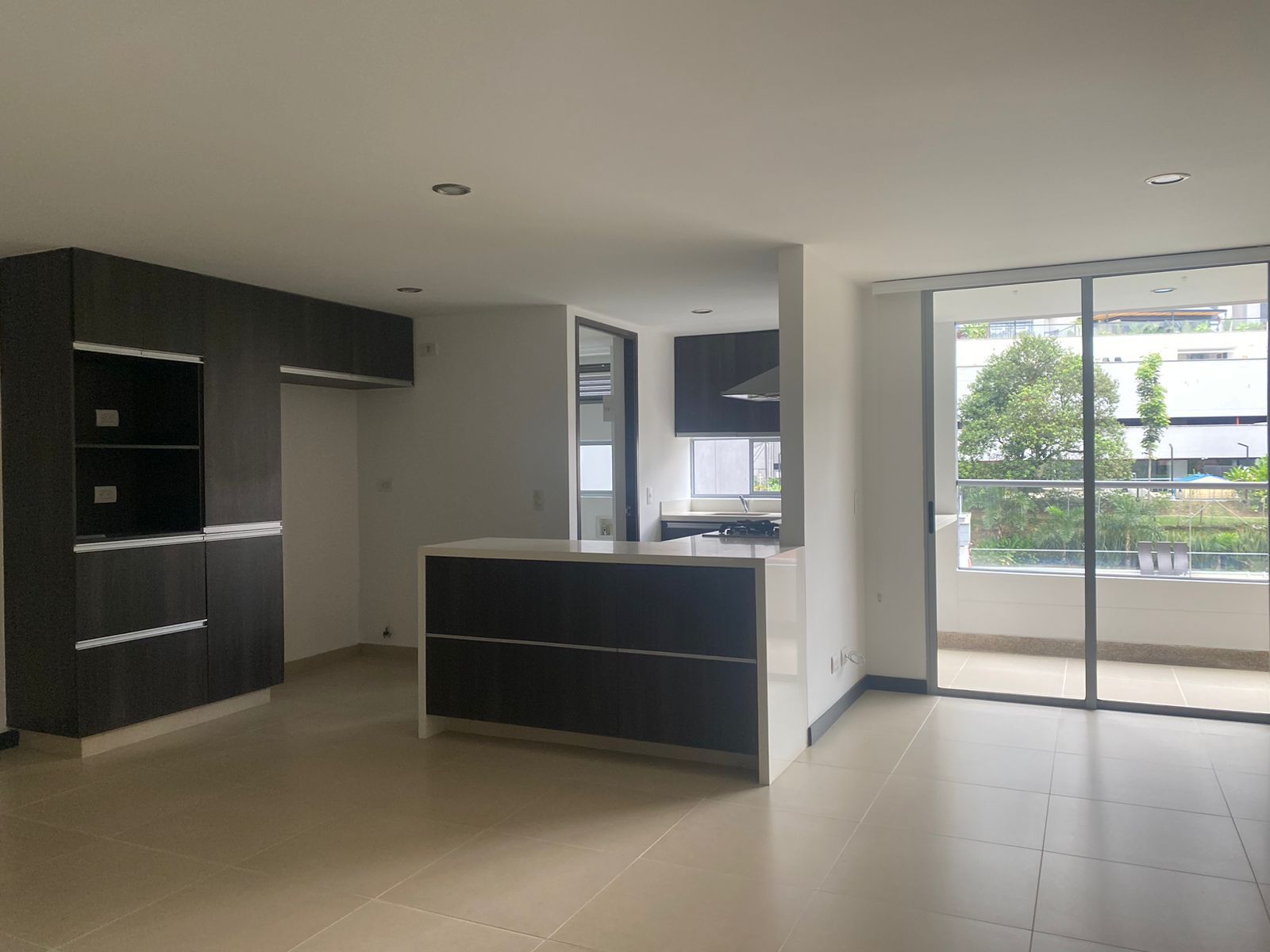 Apartamento en arriendo Antioquia Envigado La Inmaculada 110 m2 Habitaciones 3 Baños 4 Garajes 3 Precio $5150000