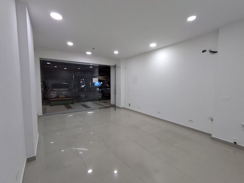 Local en arriendo Antioquia Medellín Castropol 32 m2 Habitaciones 0 Baños 0 Garajes 1 Precio $3700000