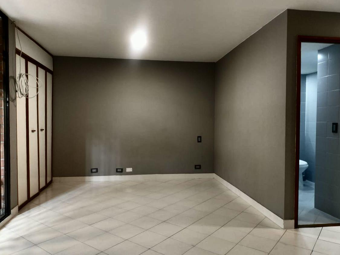 Apartamento en arriendo Antioquia Medellín Villa Carlota 43 m2 Habitaciones 1 Baños 0 Garajes 2 Precio $2750000