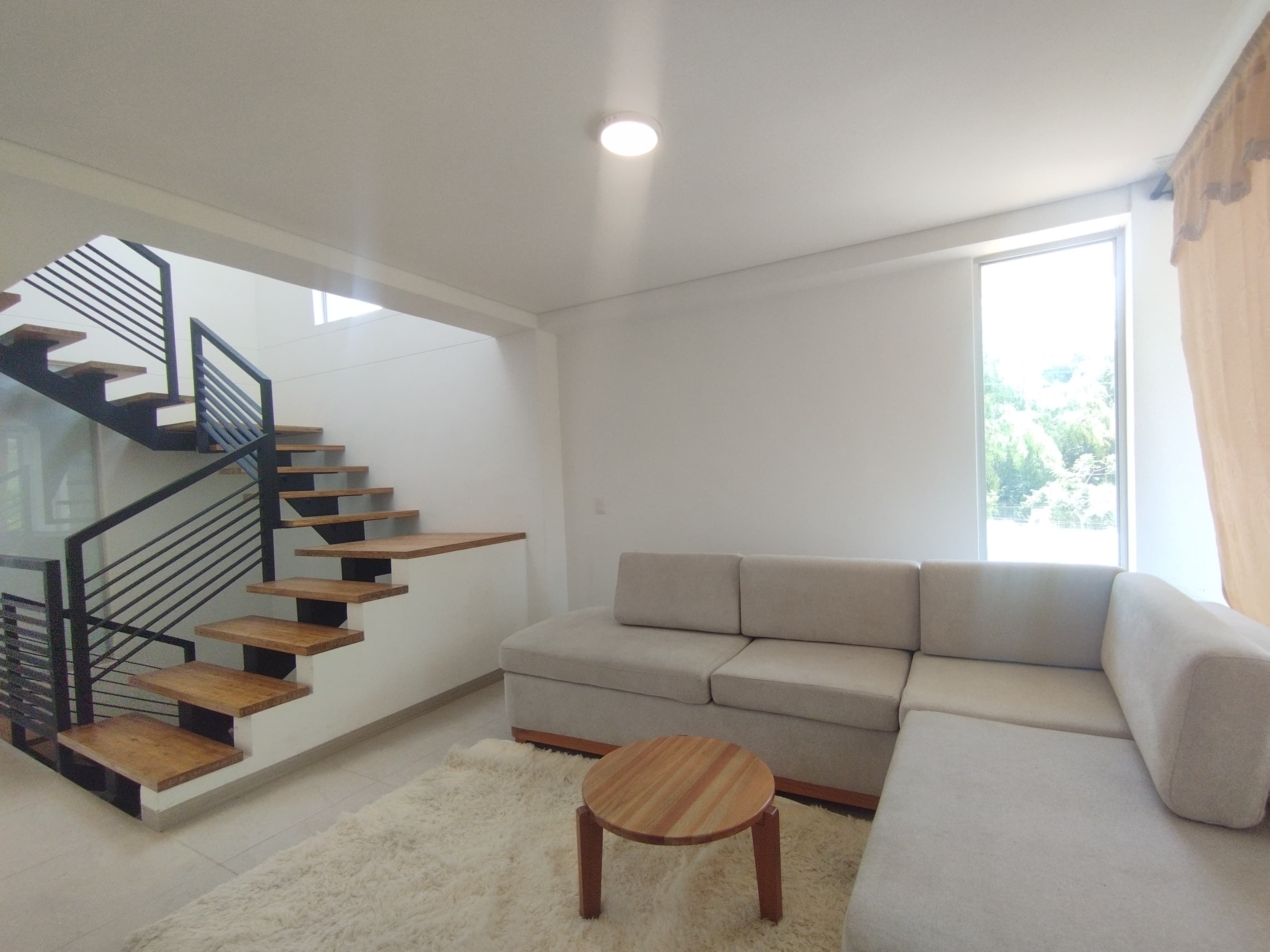 Casa en arriendo o venta Risaralda Pereira Portal De San Joaquin I 217 m2 Habitaciones 4 Baños 4 Garajes 3 Precio venta $950000000 Precio arriendo $4600000