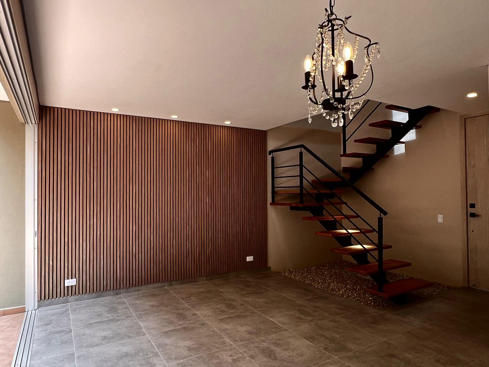 Casa en arriendo o venta Antioquia Rionegro El Caney 155 m2 Habitaciones 3 Baños 6 Garajes 3 Precio venta $1000000000 Precio arriendo $6700000