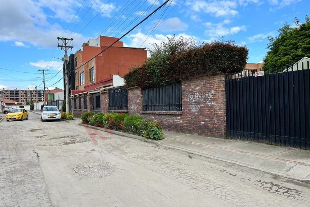 Lote en venta Cundinamarca Chía Vereda La Balsa 2408 m2 Habitaciones 0 Baños 0 Garajes 0 Precio $3500000000