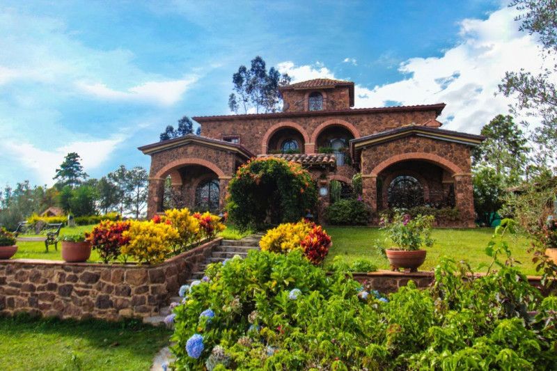 Casa en venta Santander Piedecuesta Piedecuesta 350 m2 Habitaciones 4 Baños 4 Garajes 0 Precio $2548650000