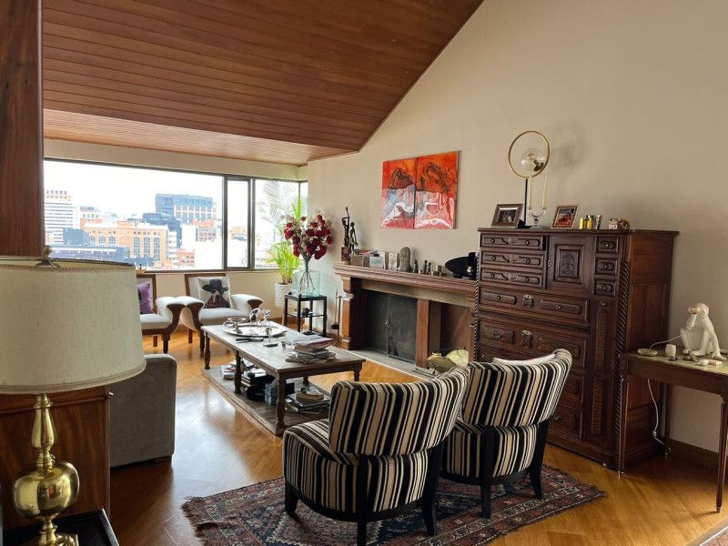 Apartamento en arriendo Cundinamarca Bogotá El Nogal 345 m2 Habitaciones 4 Baños 5 Garajes 3 Precio $20000000