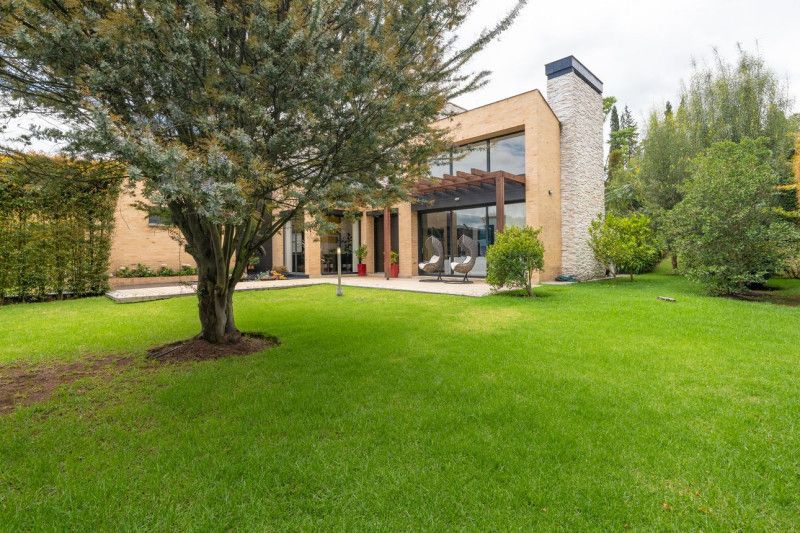 Casa en venta Cundinamarca Sopó Sopó 340 m2 Habitaciones 3 Baños 4 Garajes 4 Precio $2550000000