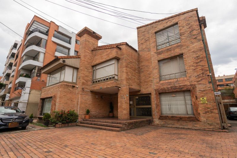 Oficina en arriendo Cundinamarca Bogotá Santa Barbara Occidental 108 m2 Habitaciones 0 Baños 0 Garajes 4 Precio $5500000