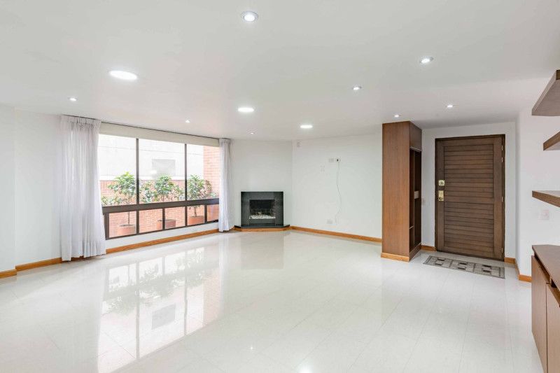 Apartamento en venta Cundinamarca Bogotá Rincon Del Chicó 124 m2 Habitaciones 3 Baños 3 Garajes 2 Precio $670000000