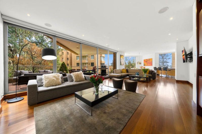 Apartamento en venta Cundinamarca Bogotá Niza Suba 274 m2 Habitaciones 3 Baños 3 Garajes 4 Precio $2550000000
