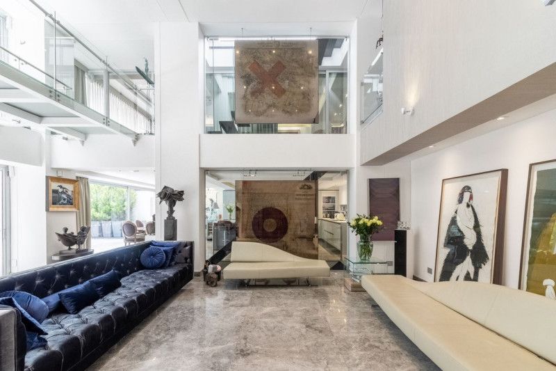 Casa en venta Cundinamarca Bogotá Bellavista 526 m2 Habitaciones 2 Baños 6 Garajes 4 Precio $6500000000