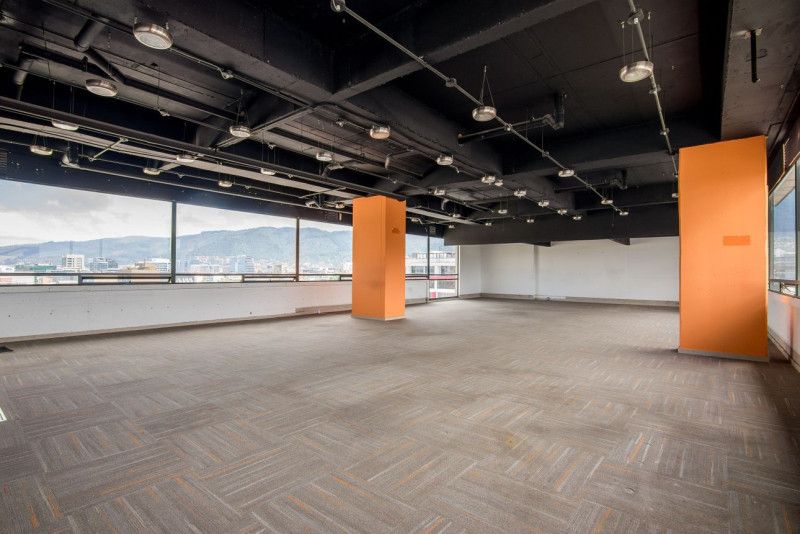 Oficina en venta Cundinamarca Bogotá Chicó Norte 195 m2 Habitaciones 0 Baños 0 Garajes 4 Precio $1900000000