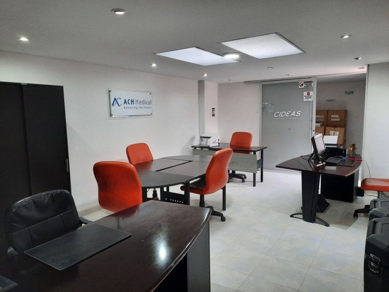 Oficina en arriendo Cundinamarca Bogotá Santa Barbara Occidental 27 m2 Habitaciones 0 Baños 1 Garajes 0 Precio $2944000