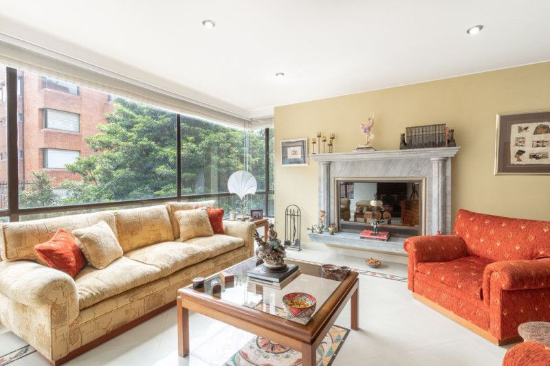 Apartamento en venta Cundinamarca Bogotá Chico 122 m2 Habitaciones 3 Baños 2 Garajes 2 Precio $980000000