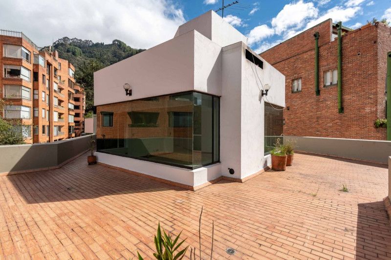 Apartamento en venta Cundinamarca Bogotá Las Acacias 360 m2 Habitaciones 5 Baños 4 Garajes 4 Precio $1950000000