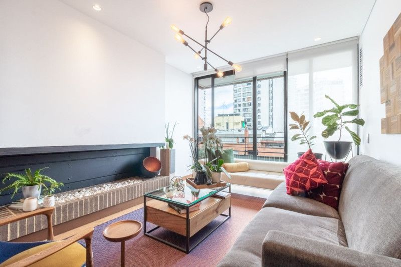 Apartamento en venta Cundinamarca Bogotá Los Rosales 78 m2 Habitaciones 2 Baños 2 Garajes 2 Precio $1300000000