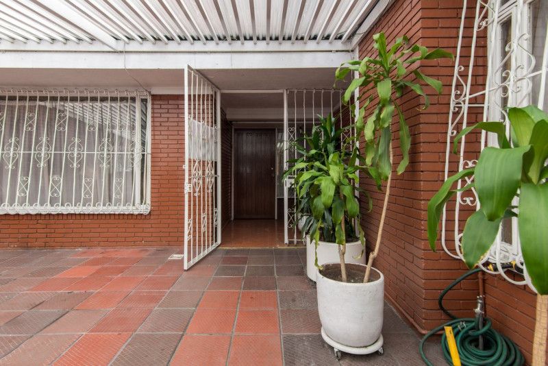 Casa en venta Cundinamarca Bogotá Mónaco 320 m2 Habitaciones 4 Baños 5 Garajes 5 Precio $1200000000