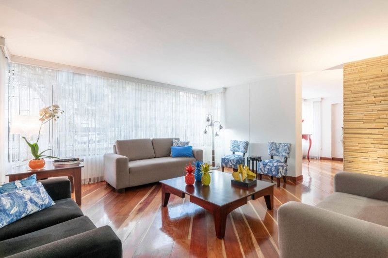 Apartamento en venta Cundinamarca Bogotá El Nogal 185 m2 Habitaciones 3 Baños 5 Garajes 2 Precio $1350000000