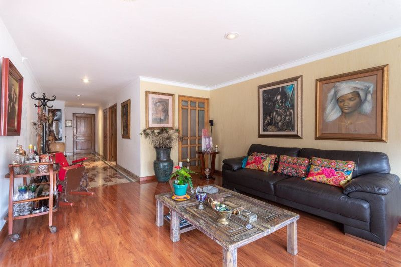 Apartamento en venta Cundinamarca Bogotá Chico Norte Et Iii 192 m2 Habitaciones 4 Baños 4 Garajes 2 Precio $958000000