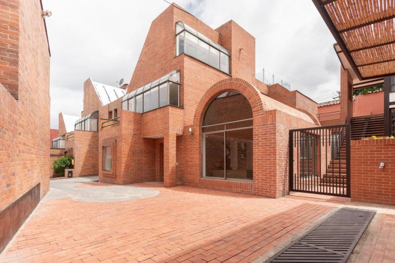 Casa en venta Cundinamarca Bogotá Niza Suba 580 m2 Habitaciones 4 Baños 5 Garajes 7 Precio $3500000000