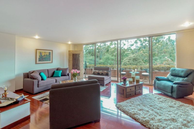 Apartamento en venta Cundinamarca Bogotá Suba Naranjos 192 m2 Habitaciones 3 Baños 3 Garajes 3 Precio $1400000000